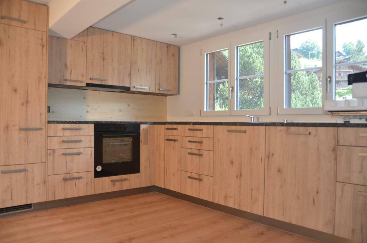Fluehblueemli Apartment Гринделвалд Екстериор снимка